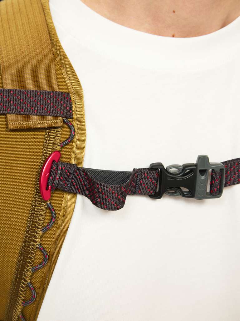 Sternum Strap w/ toggle Unisex image 2