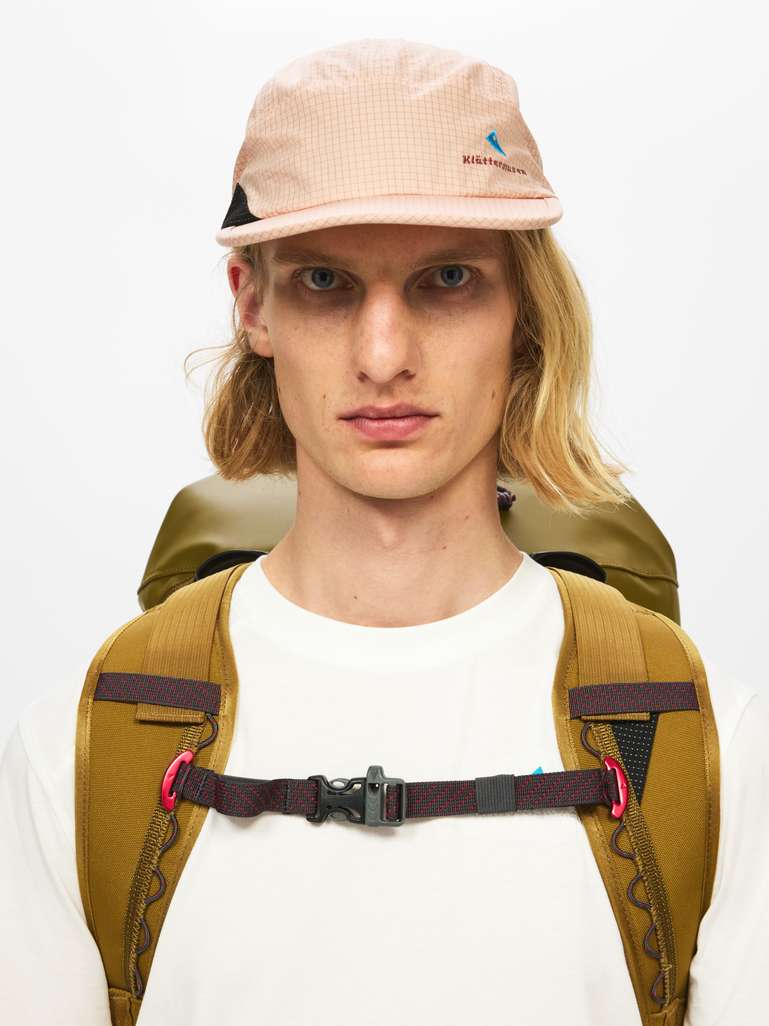 Sternum Strap w/ toggle Unisex image 1