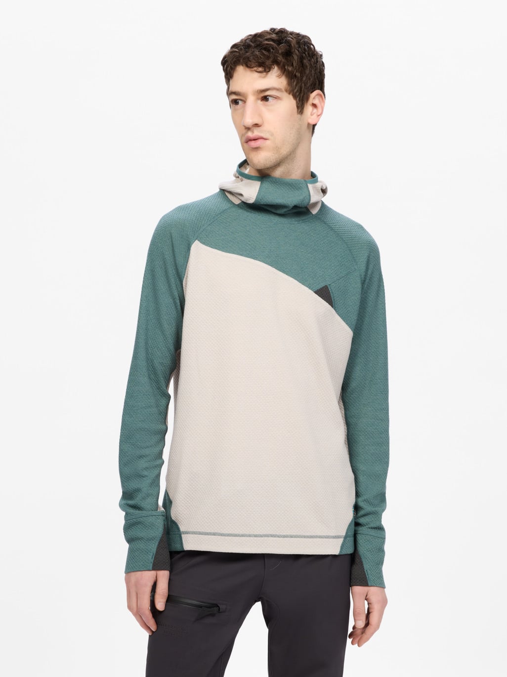Advantages image for product Huge Hoodie Men's