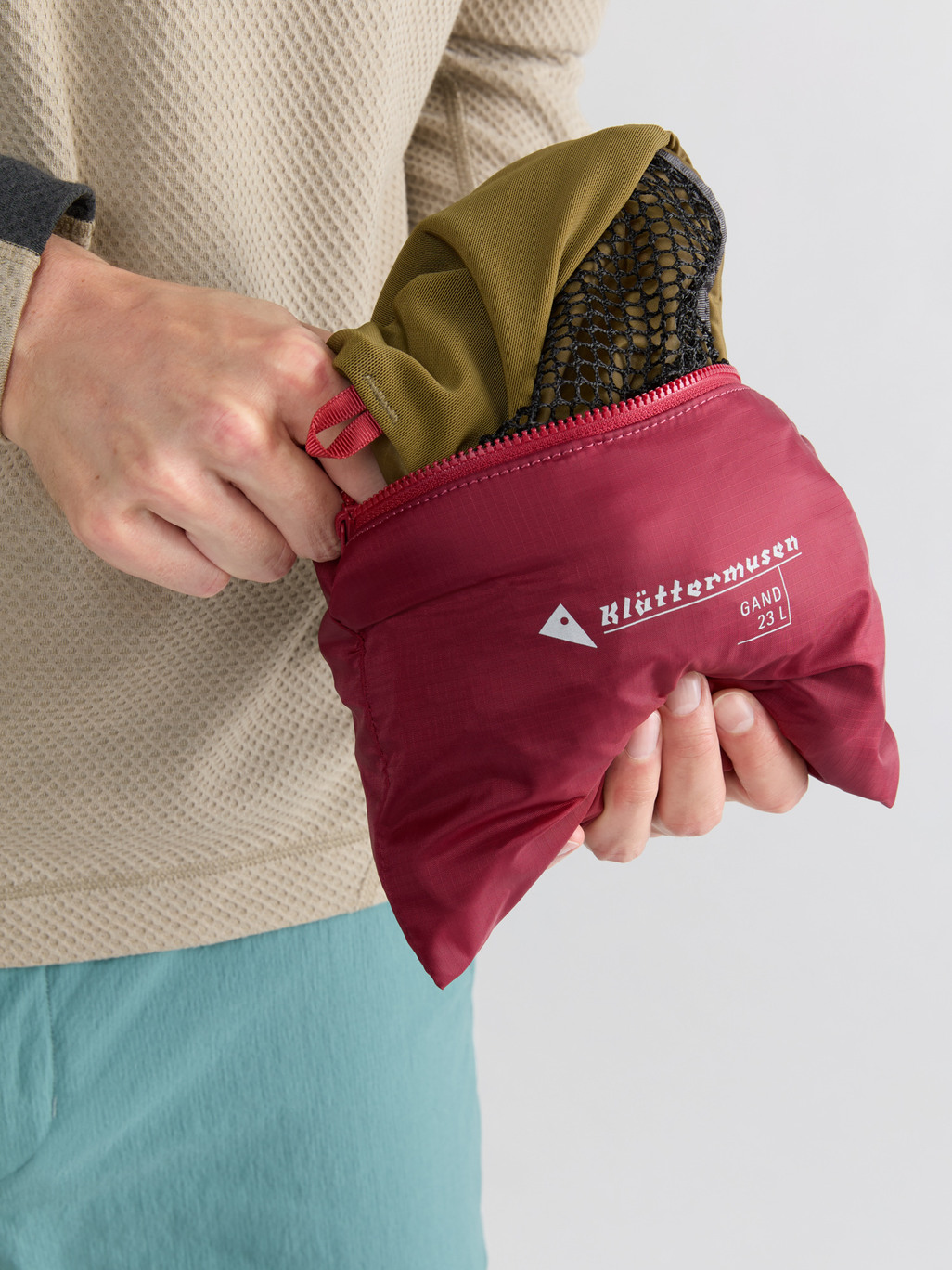 Image 10 for product Gand Bag 23L