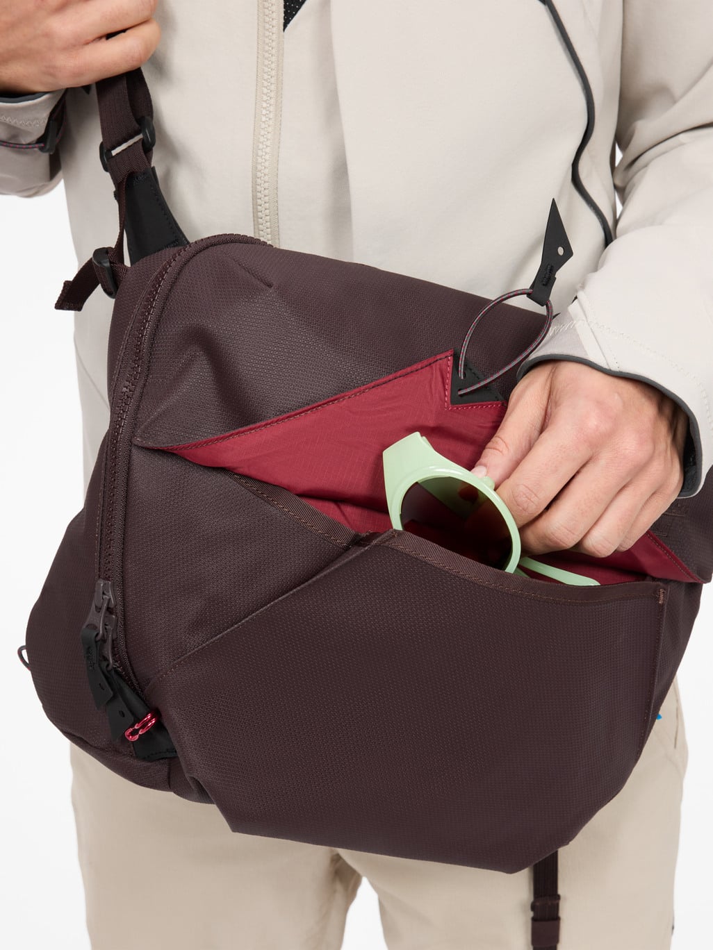 Image 6 for product Gaut Messenger-Tasche