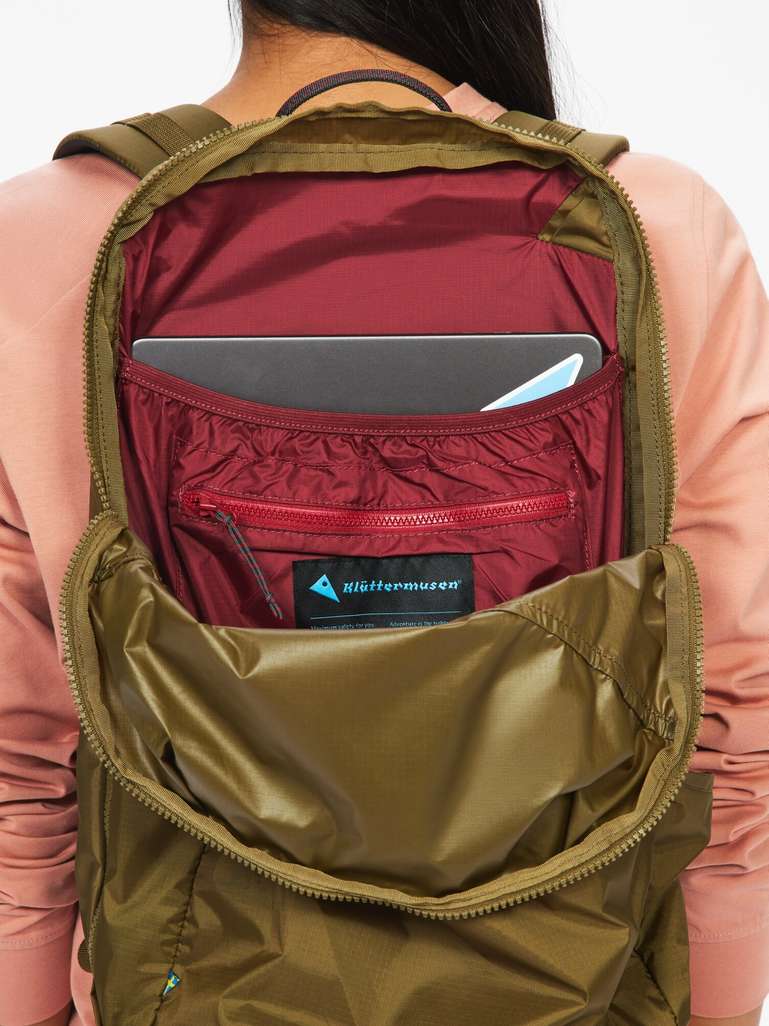 Klättermusen Gjalp Backpack | Boysenberry | Klättermusen