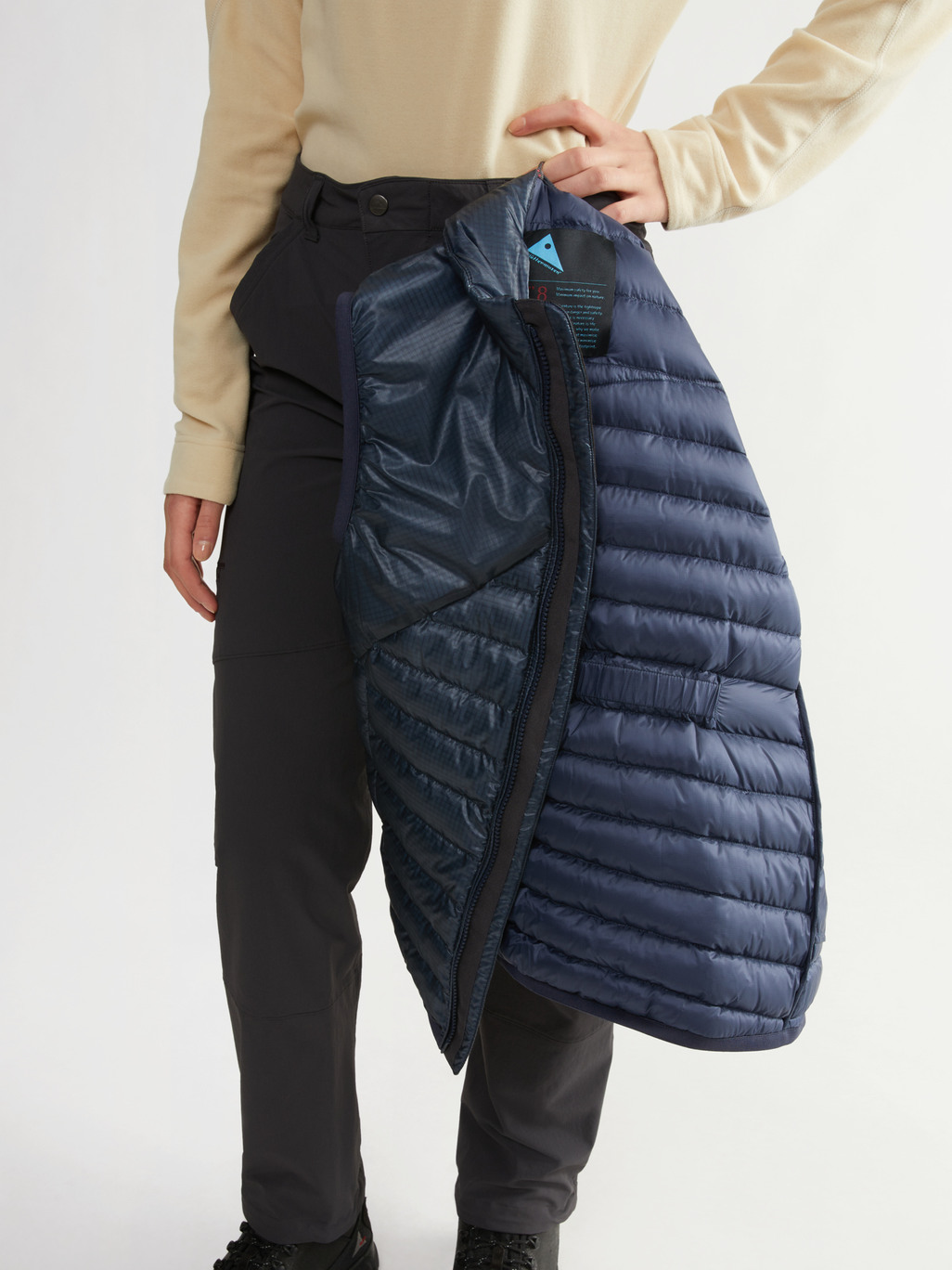 Image 13 for product Lopt Weste Damen