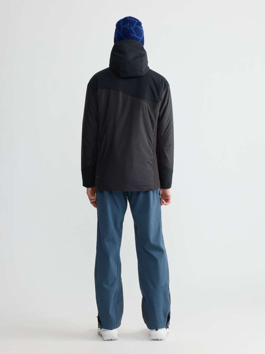 Image 6 for product Urd Light Stretch Kapuzenjacke Herren
