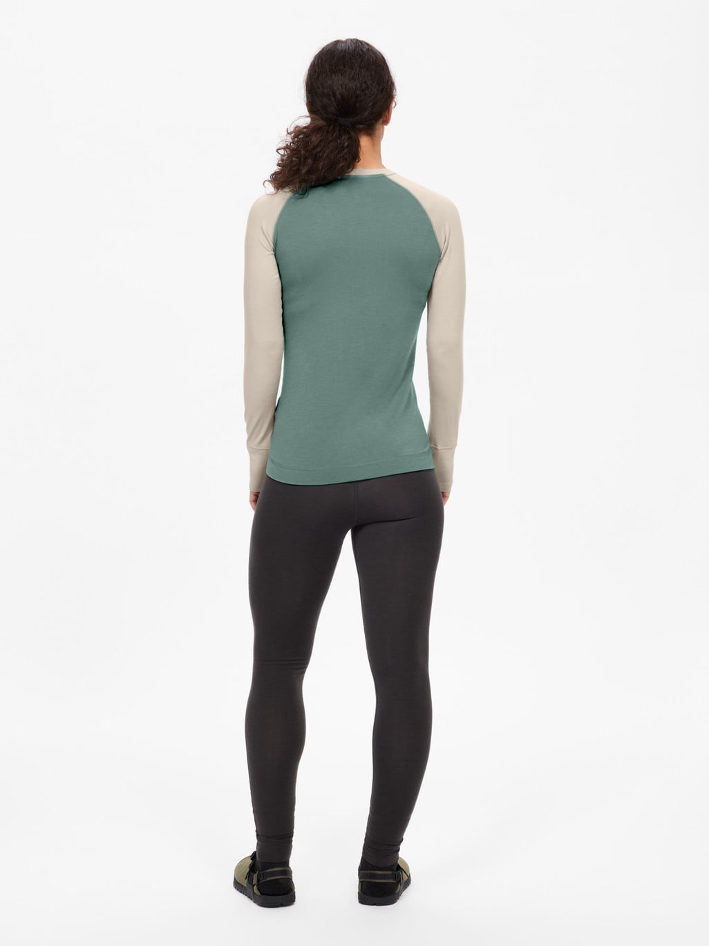 Image 4 for product Fafne Crew LS Tee Women's