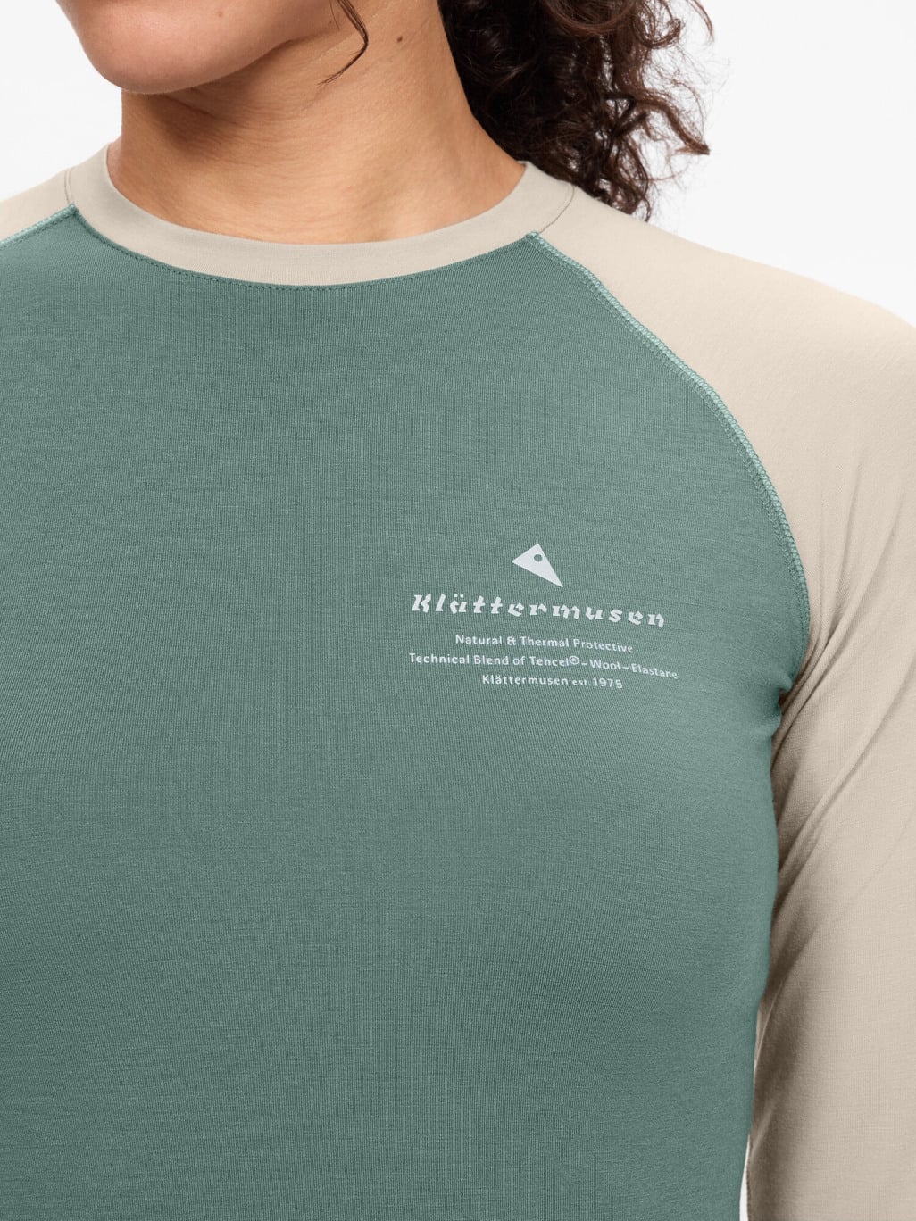Image 6 for product Fafne Crew LS Tee Women's