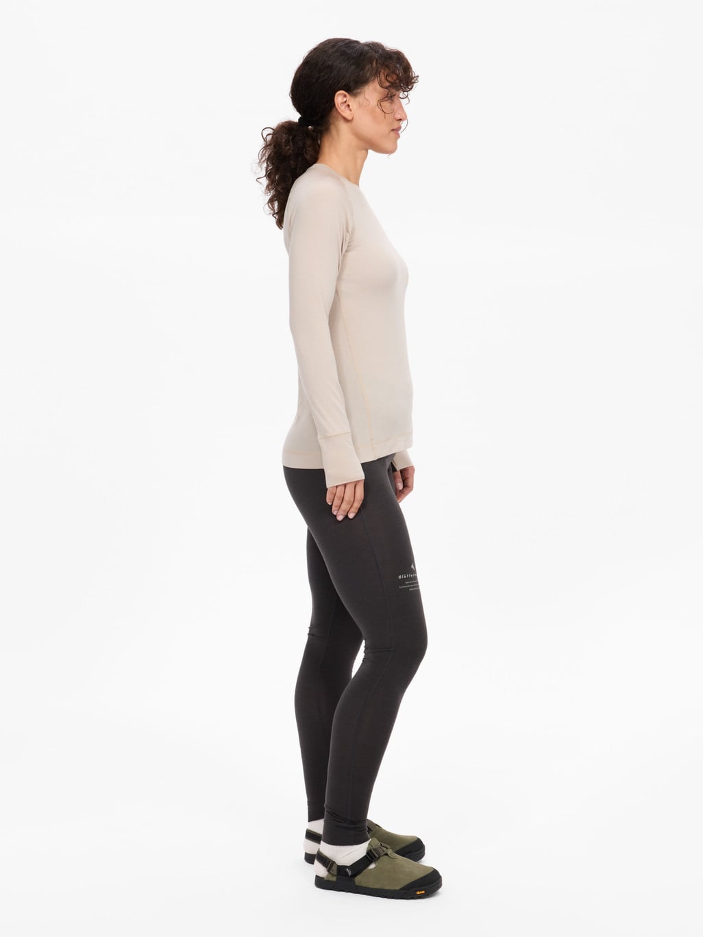 Image 3 for product Fafne Crew LS Tee Women's