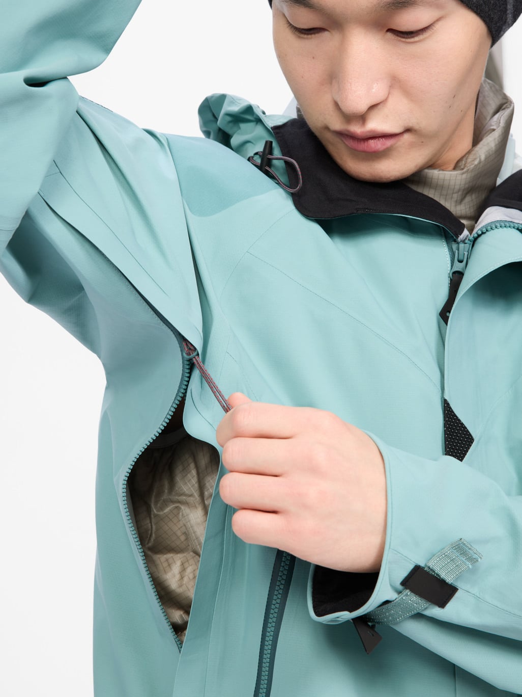 Image 7 for product Svalinn Hood Jacket Men's