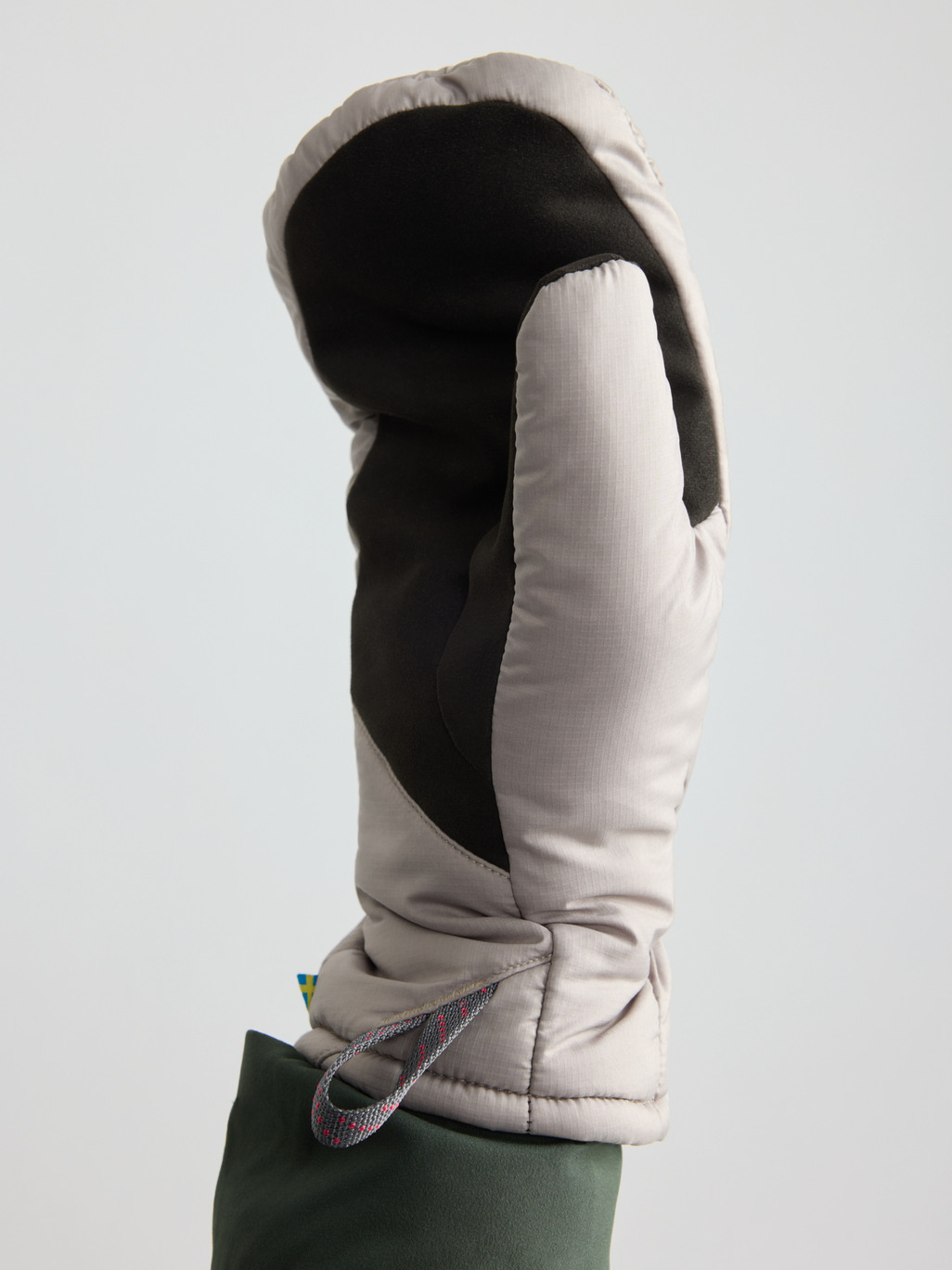 Image 4 for product Gevar Mitts Unisex